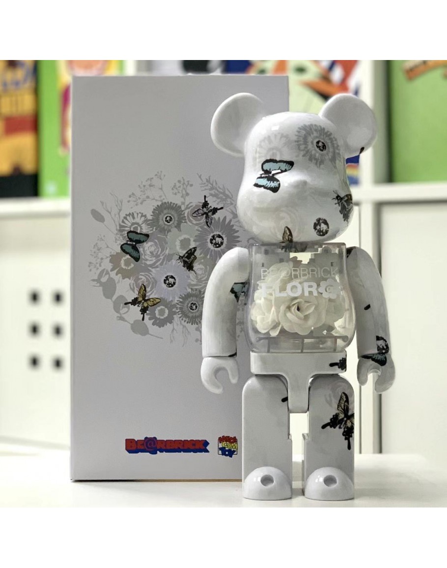 Bearbrick x Transformers BUMBLEBEE STARSCREAM 大黄蜂 红蜘蛛 100% 400%